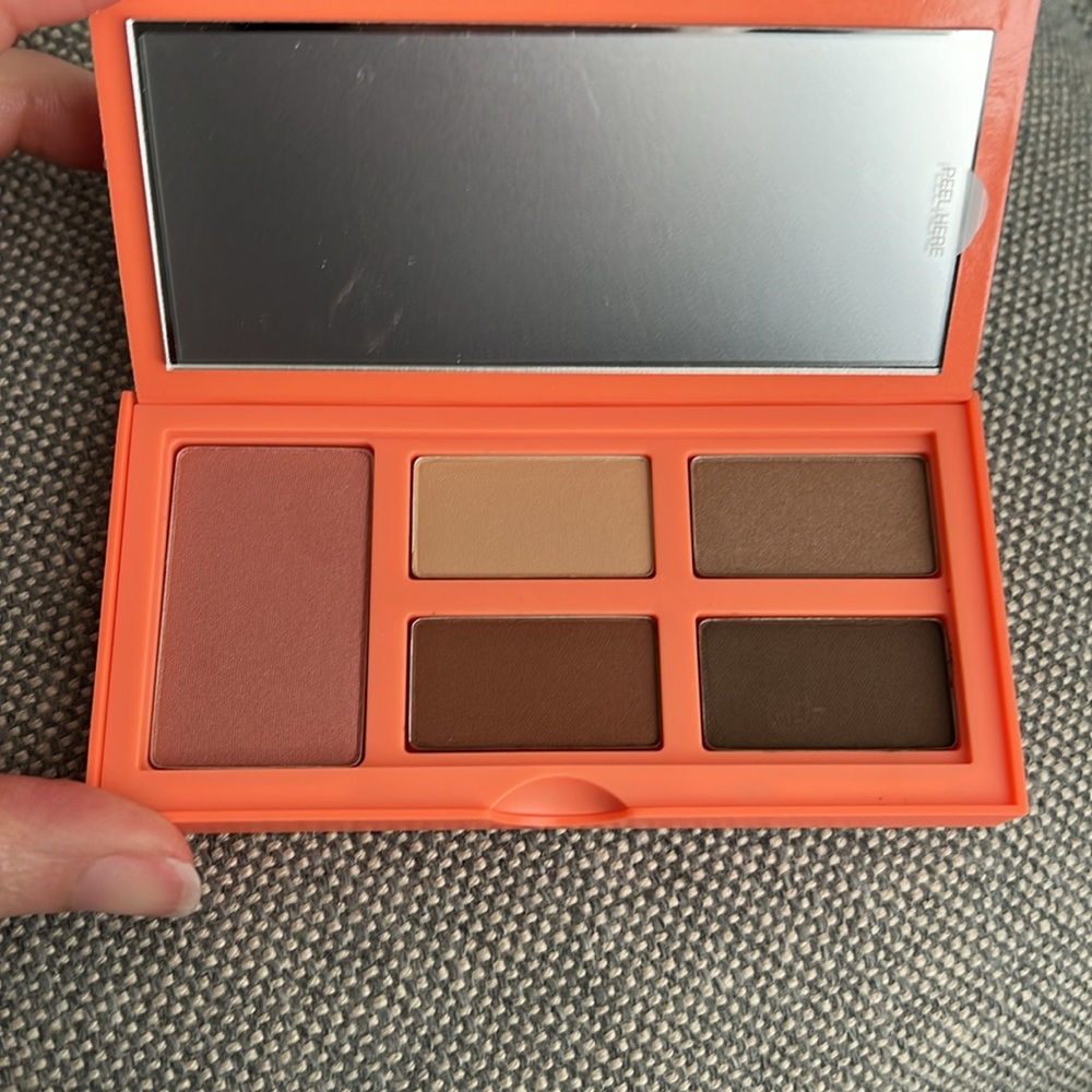 Clinique Limited Edition Eye & Cheek Palette